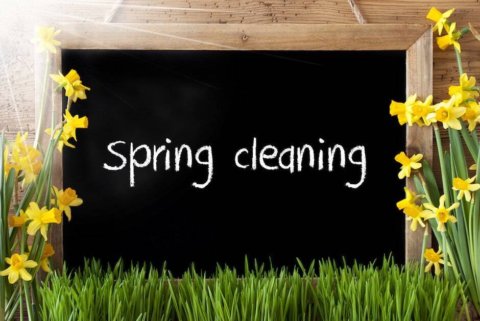 Surviving the Seasons: Expert Junk Removal Tips for Year-Round Cleanliness!