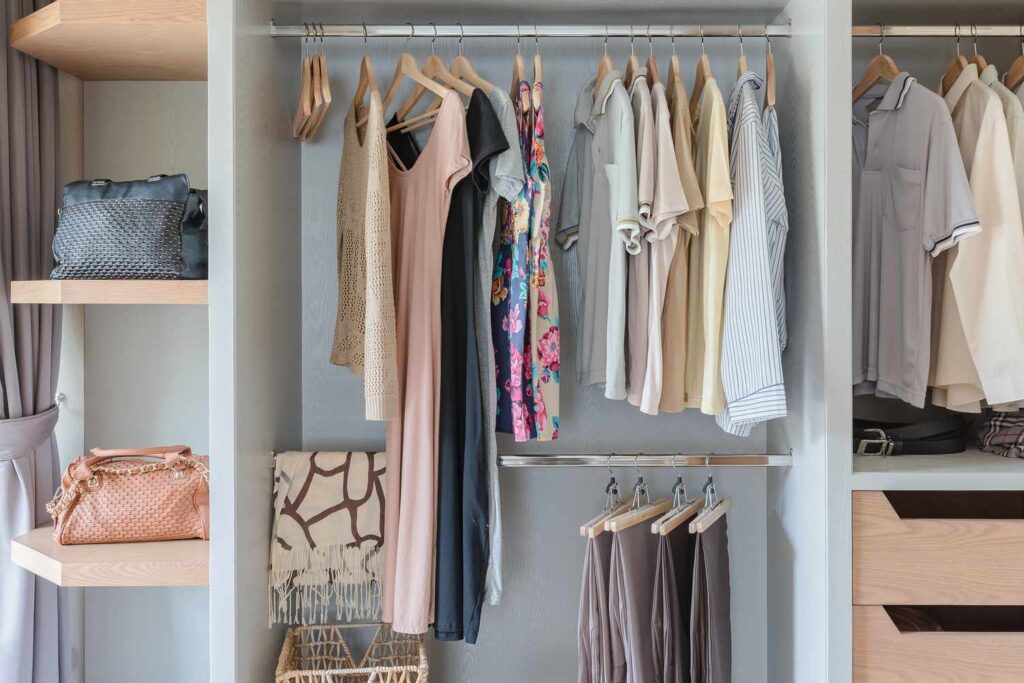 How to Declutter Your Closet for Seasonal Change in Tonawanda