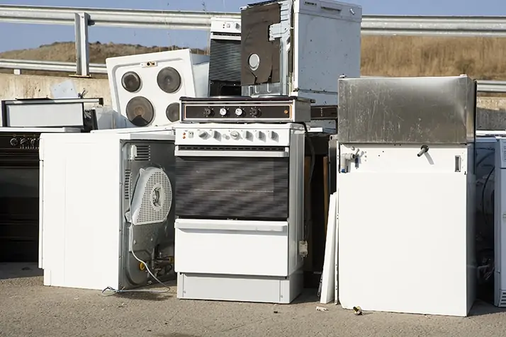 How to Handle Large Appliance Removal Without Breaking a Sweat