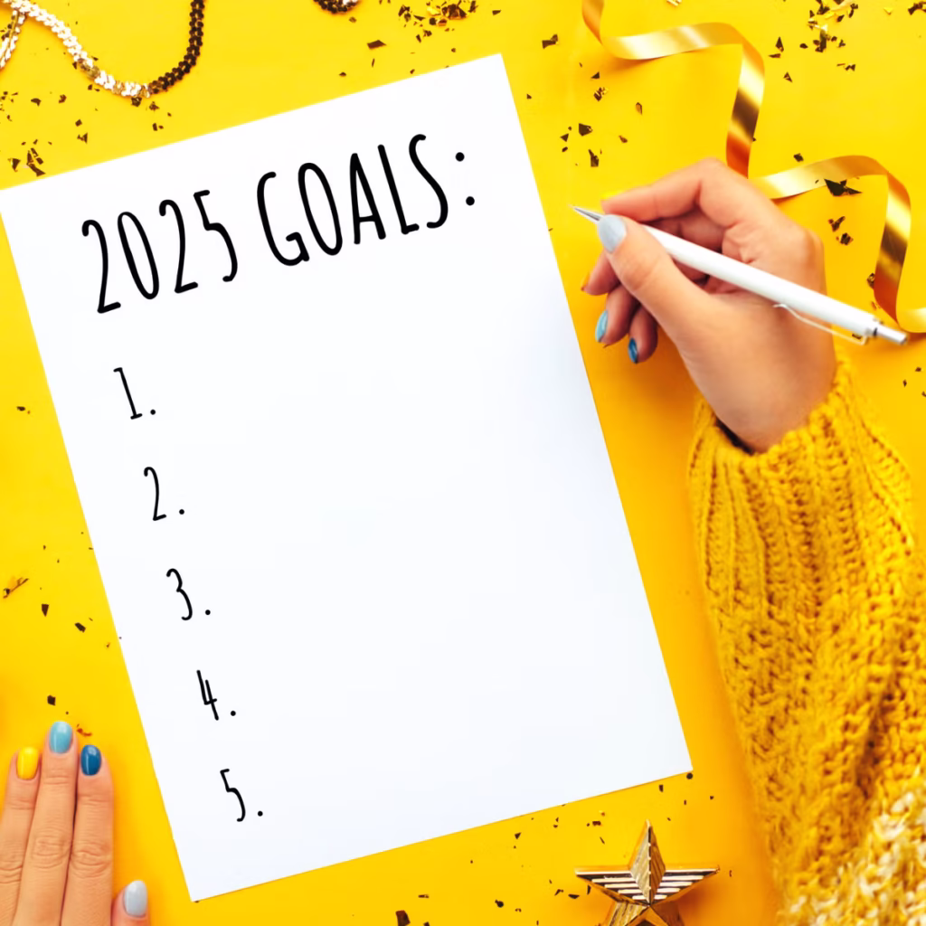New Year, Clean Start: 2025 Decluttering Goals