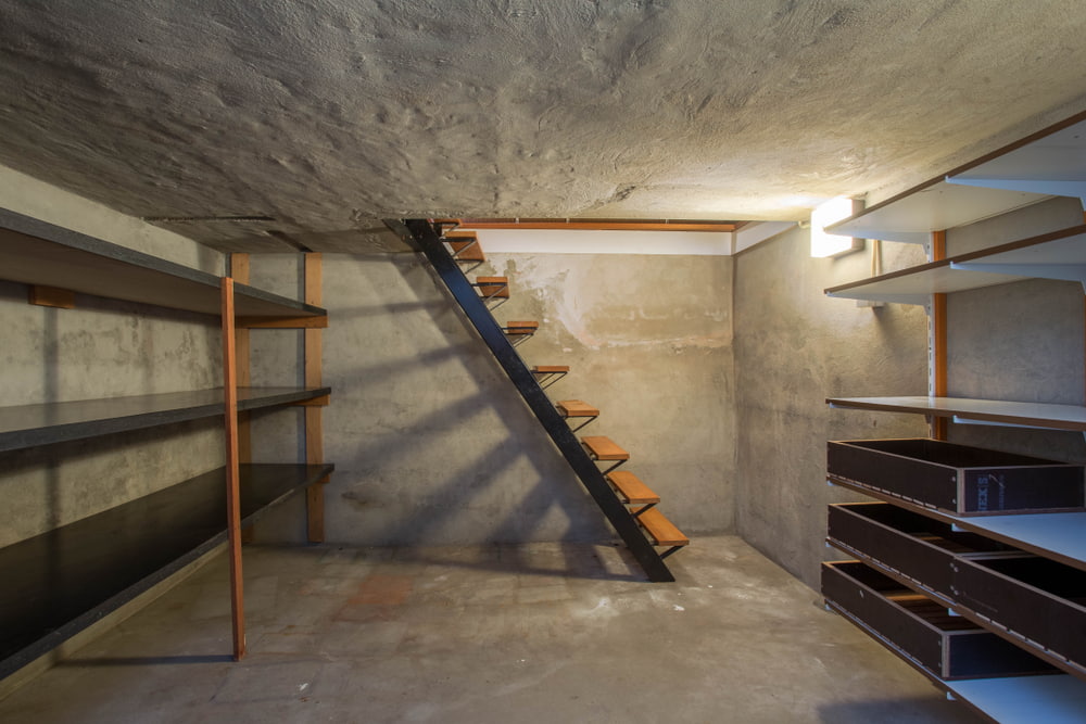 Basement Cleanout Blueprint: From Dark & Dusty to Functional